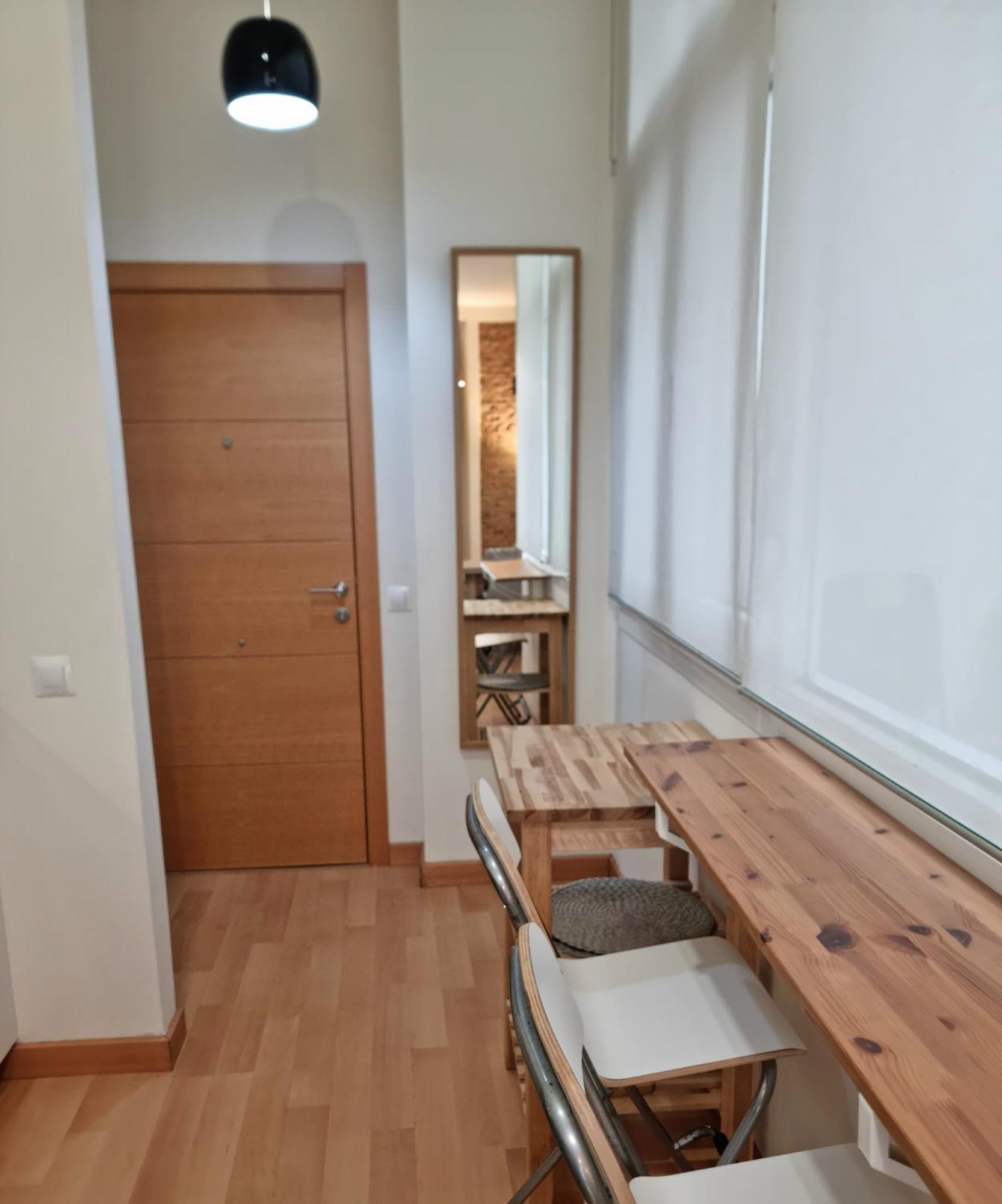 Rosa 2 Bedrooms In City Center マラガ エクステリア 写真